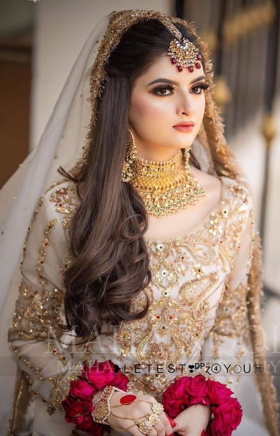 Best Bridal Jewelry for Round Face - Pakistani Pret Wear | Indian bridal  makeup, Bridal hairstyle indian wedding, Indian bride makeup