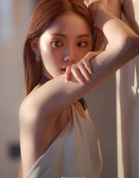 Lee Sung-kyung
